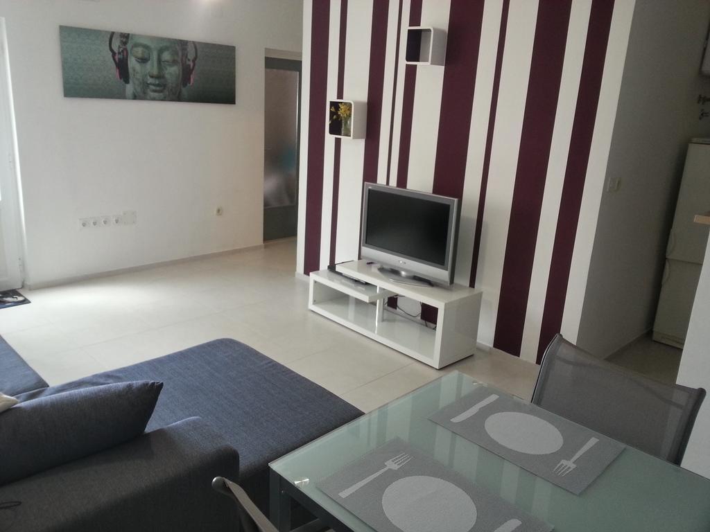 Apartment Tara Sumartin Zimmer foto